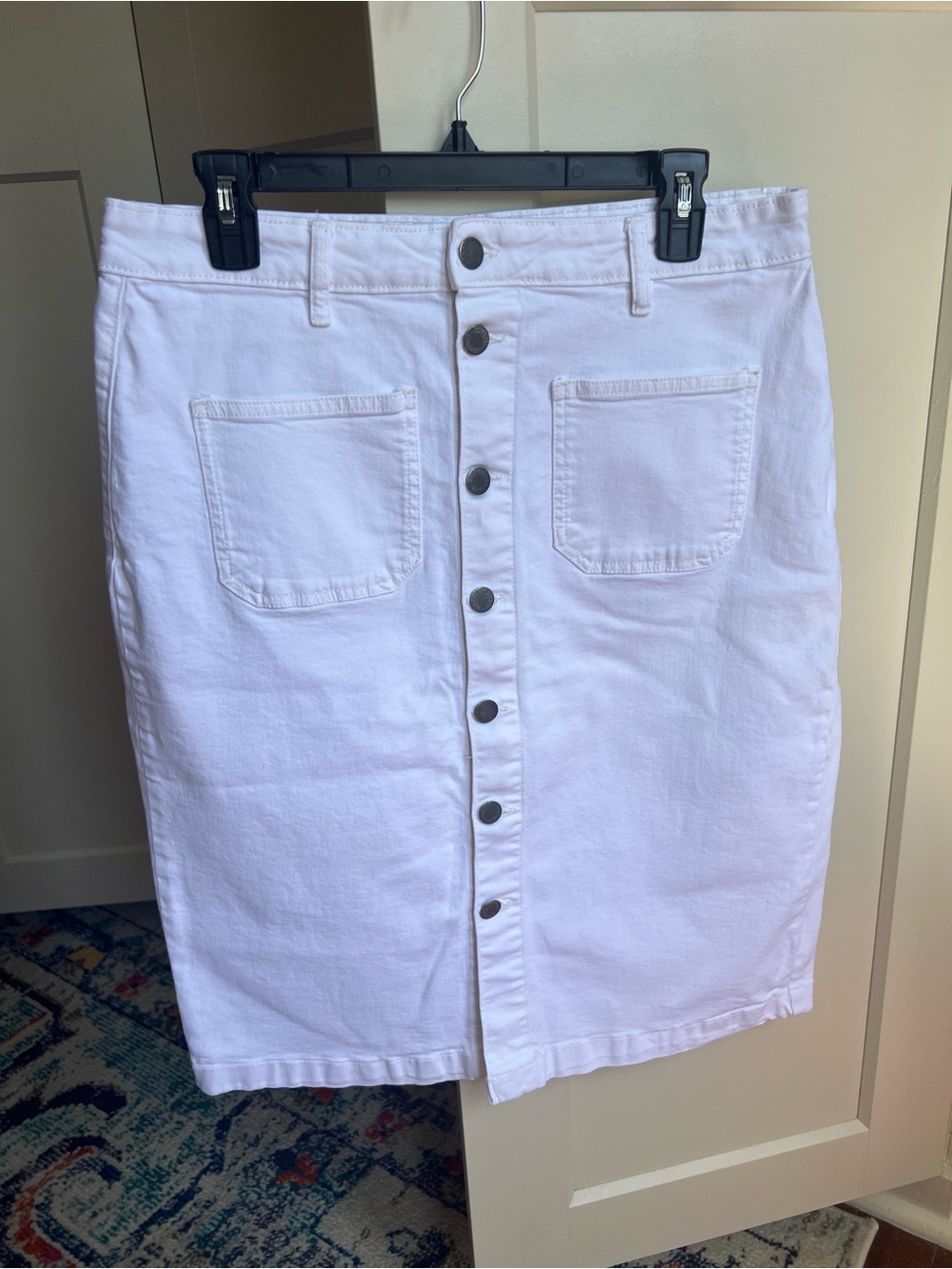 ON·34TH White Denim Button-Front patch pocket Midi Skirt Size 12/31